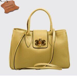 Authentic leather shoulder bag,